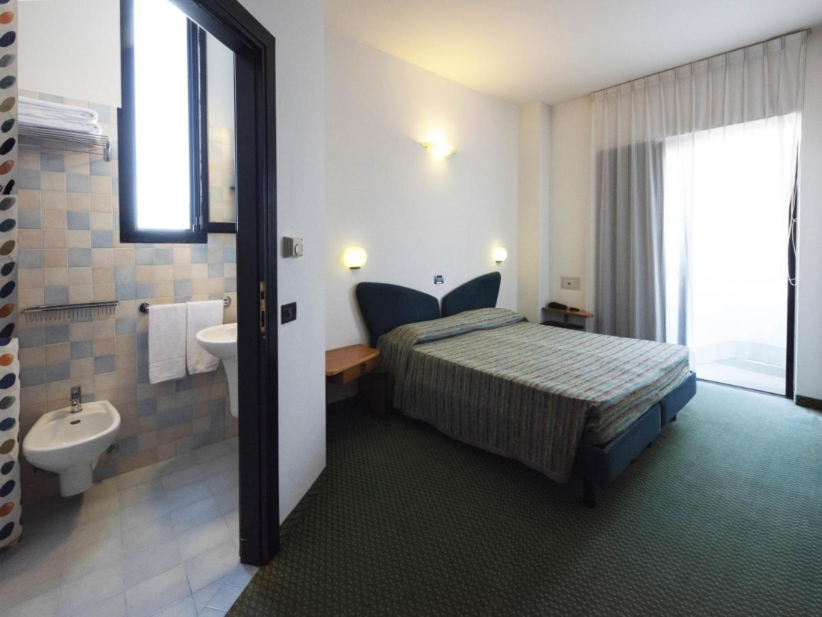 Hotel Ali D'Oro Rimini Dış mekan fotoğraf