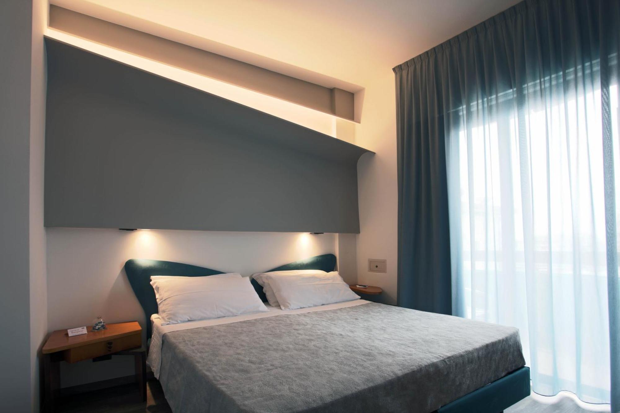 Hotel Ali D'Oro Rimini Oda fotoğraf